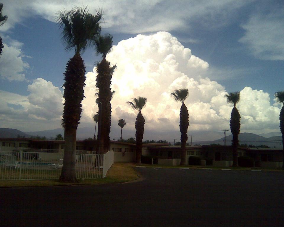 Stanlunds Inn And Suites Borrego Springs Exterior foto